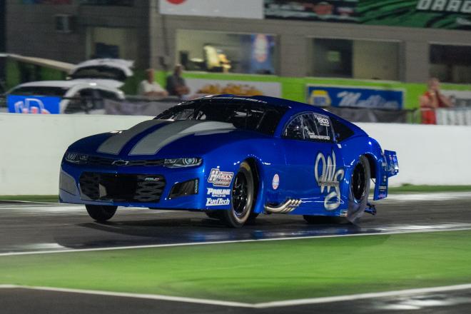 Weatherford on-track.jpg